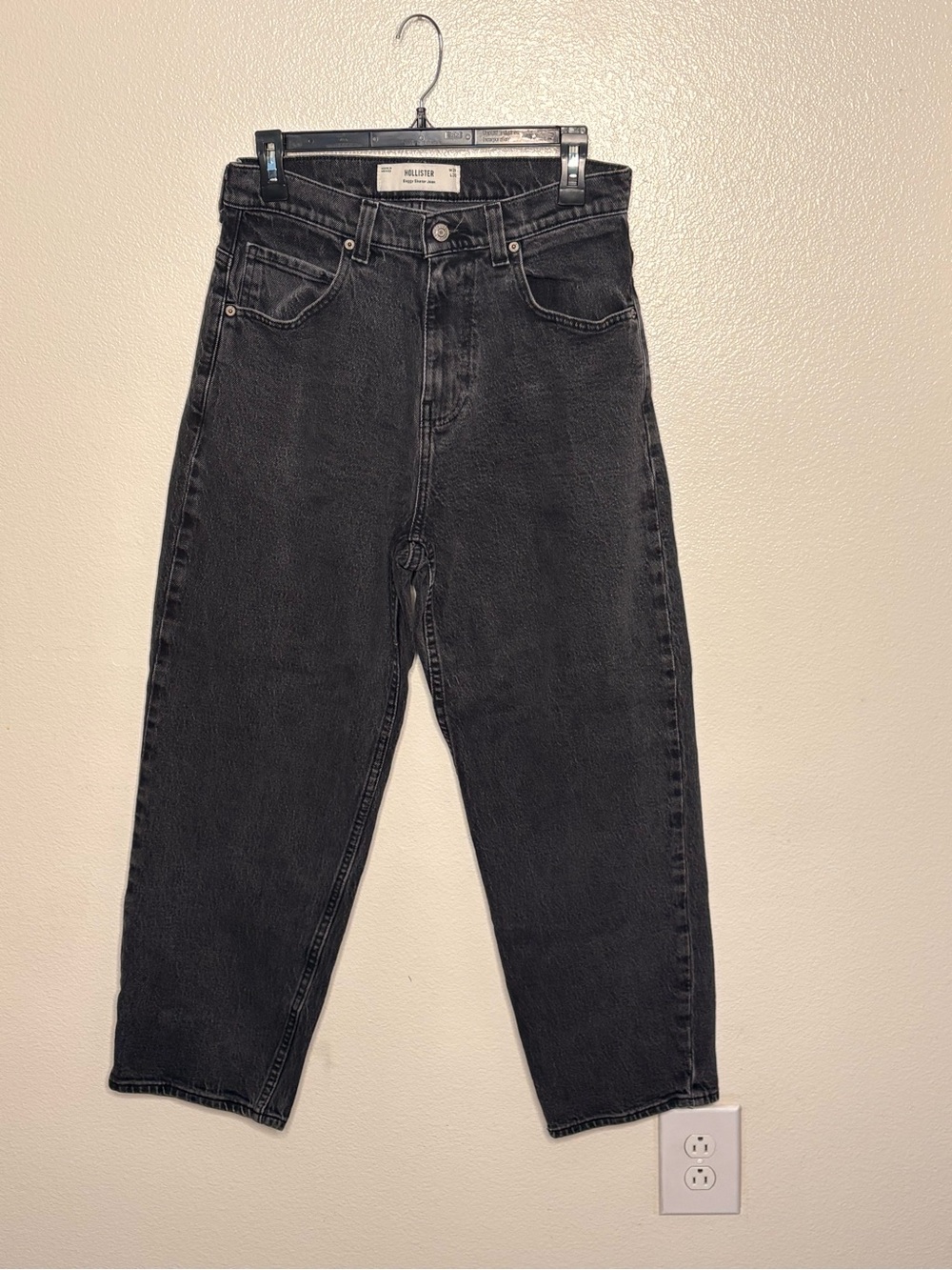 Hollister women Black baggy skater Fit Jeans